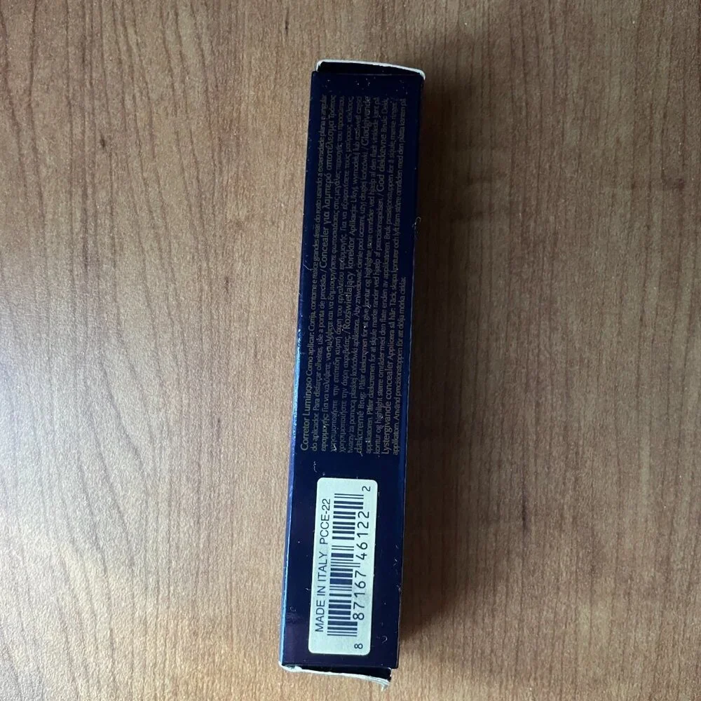 Estee Lauder Double Wear Radiant Concealer 8N Very Deep Neutral .34 oz